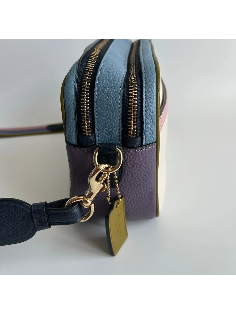 Coach discover jes